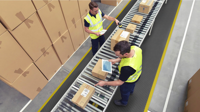 EFFECTIVELY SUSPENDS BODY WEIGHT